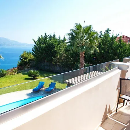 Eros Kefalonia